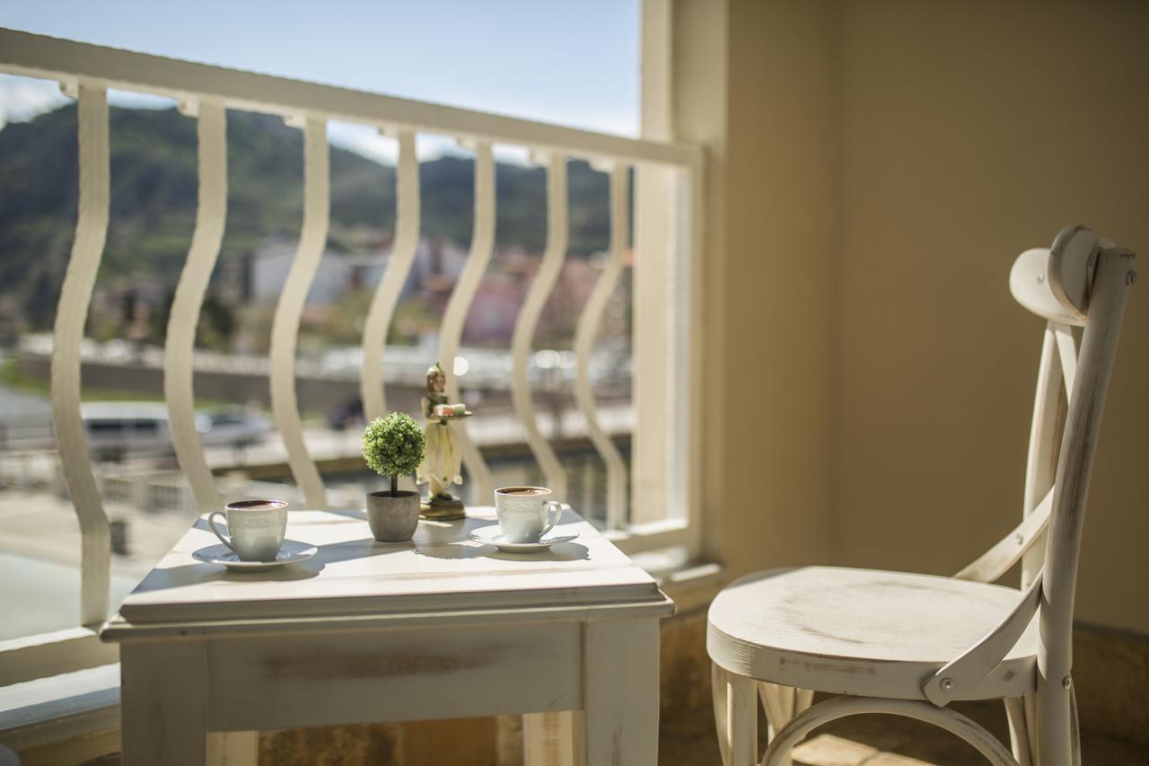 אמסיה Hatunca Otel & Restaurant מראה חיצוני תמונה